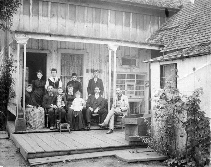 Julius Horton family circa 1890