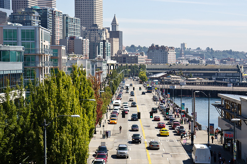 Alaskan Way south from Bell Street