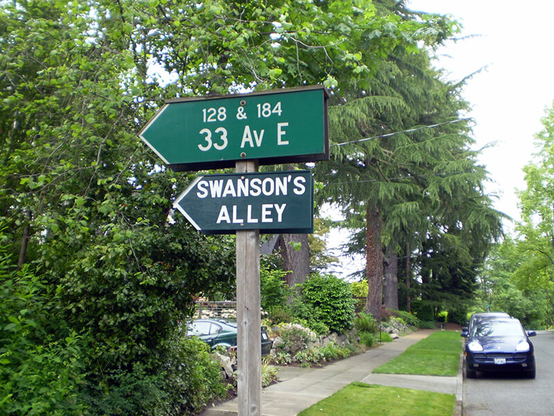 Swanson's Alley sign, May 29, 2010