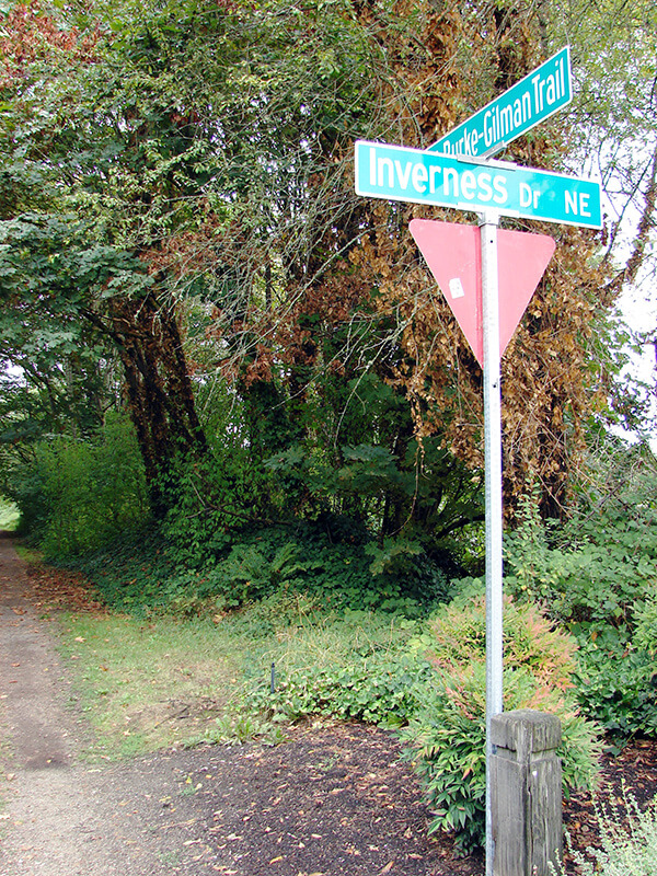 Sign at corner of Inverness Drive NE and the Burke-Gilman Trail